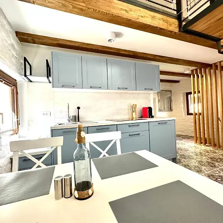 Angela Apartment